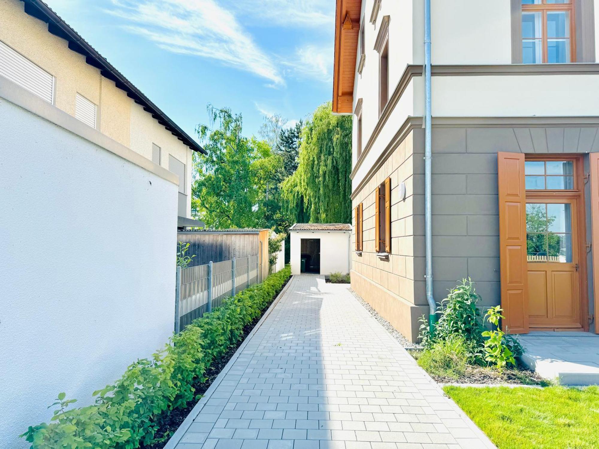 E&K Living - Design Apartments - Netflix - Audi - In Village - Free Parking Ingolstadt Exteriör bild