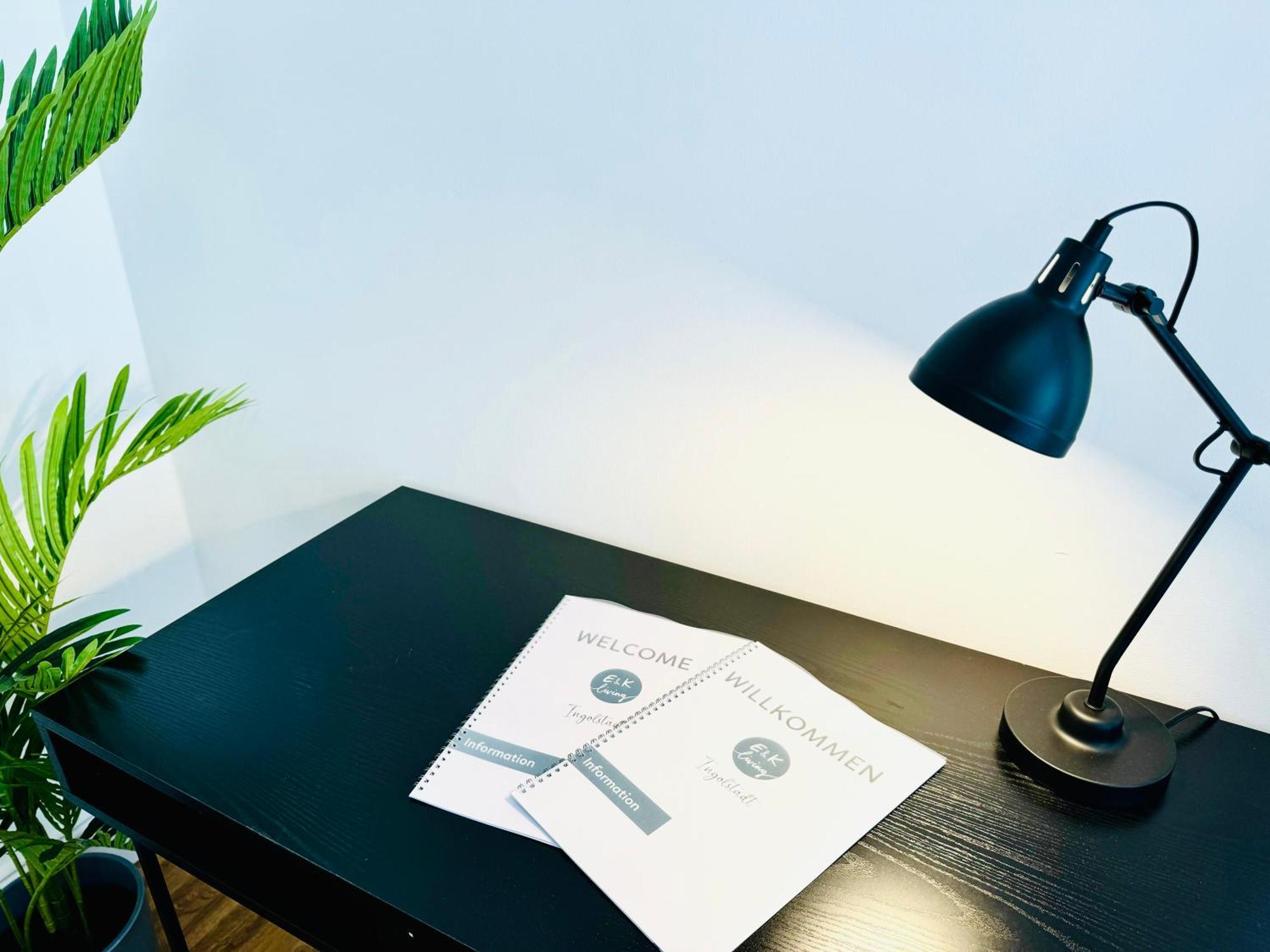 E&K Living - Design Apartments - Netflix - Audi - In Village - Free Parking Ingolstadt Exteriör bild